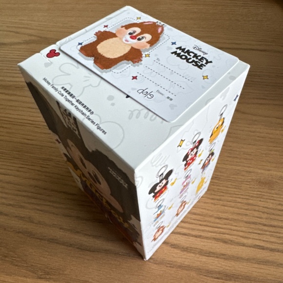 Confirmed “Dale” Mickey Family Cute Together Keychain [100% AUTHENTIC POP MART] - Picture 3 of 3